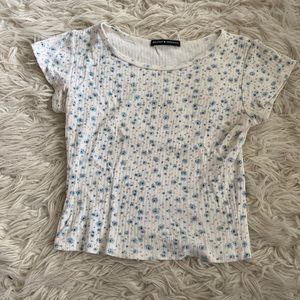 Brandy Melville Cropped Tee